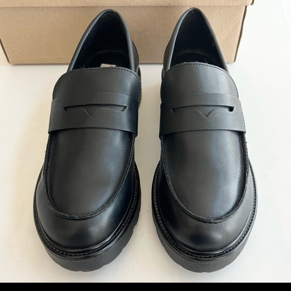 Steve Madden Black Leather Penny Loafers